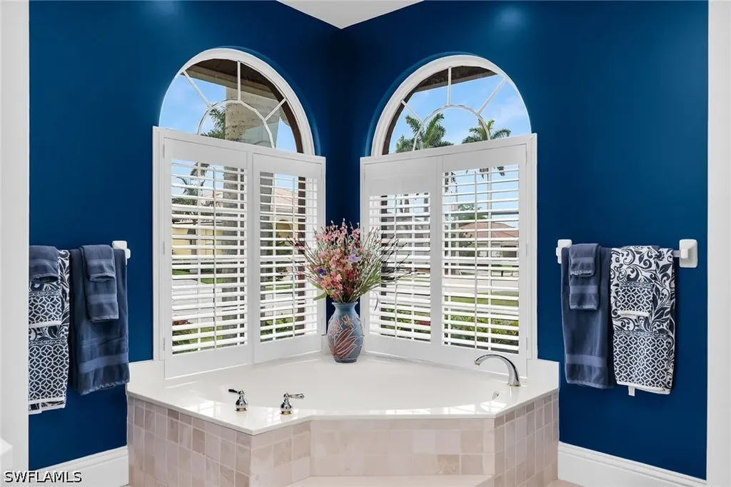 98 Gulfport Court Marco Island FL 34145