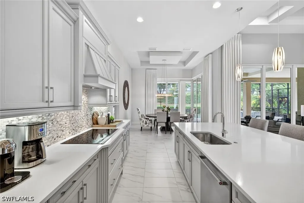 14179 Charthouse Court Naples FL 34114