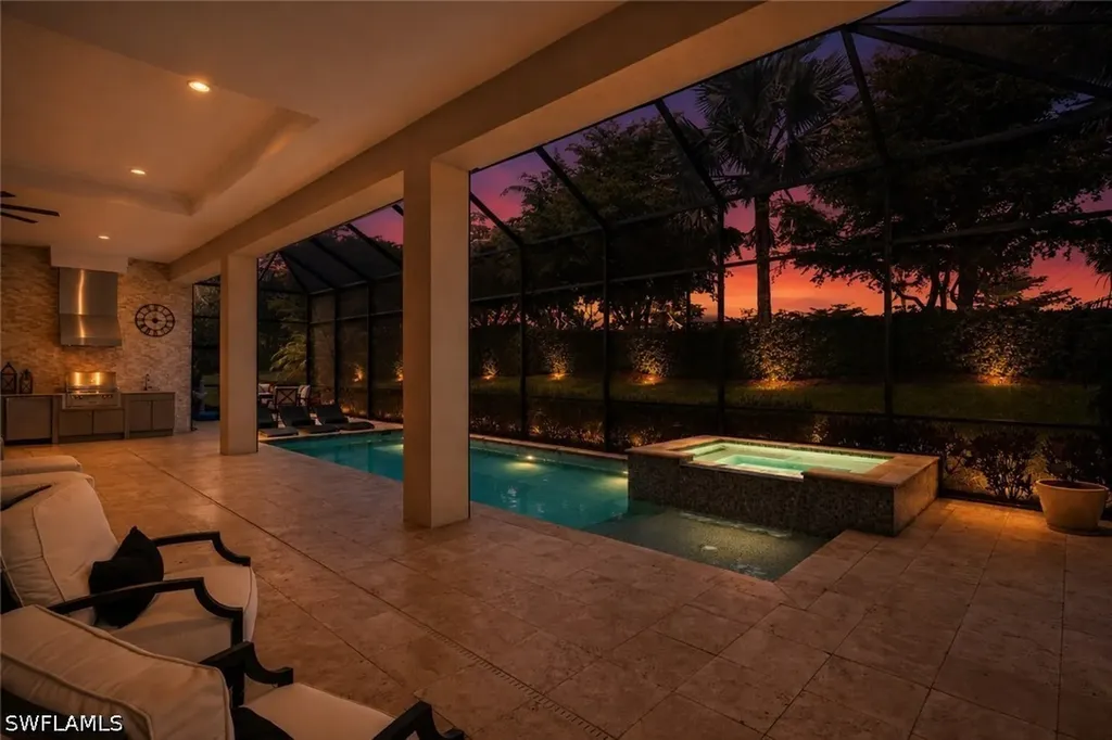 14179 Charthouse Court Naples FL 34114