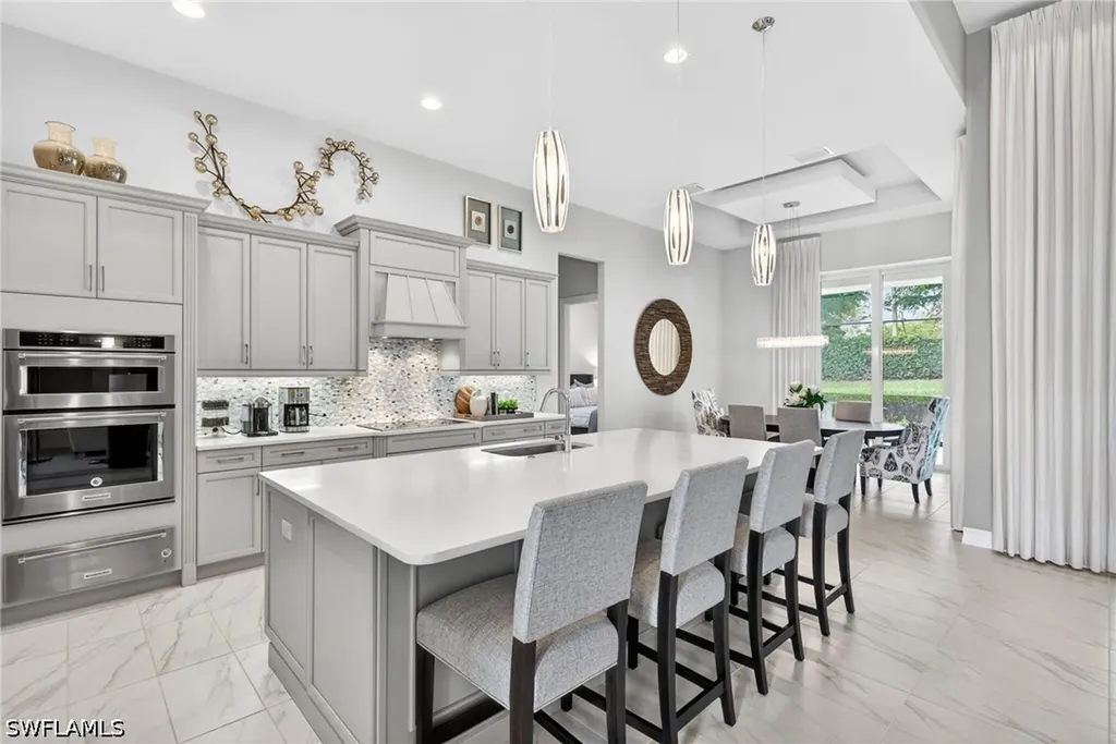 14179 Charthouse Court Naples FL 34114