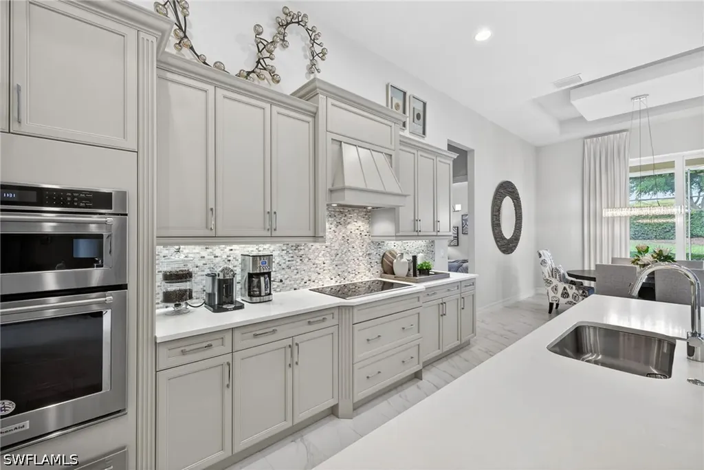 14179 Charthouse Court Naples FL 34114