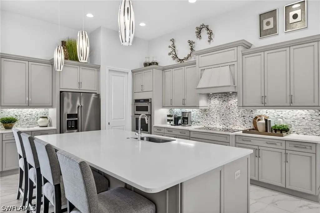 14179 Charthouse Court Naples FL 34114