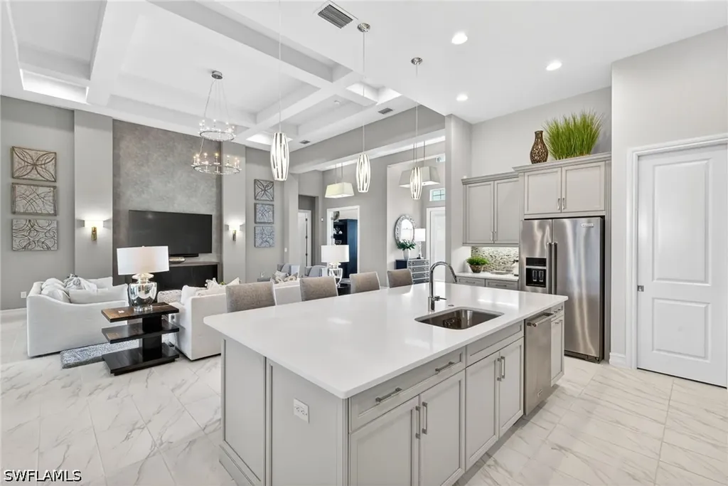 14179 Charthouse Court Naples FL 34114