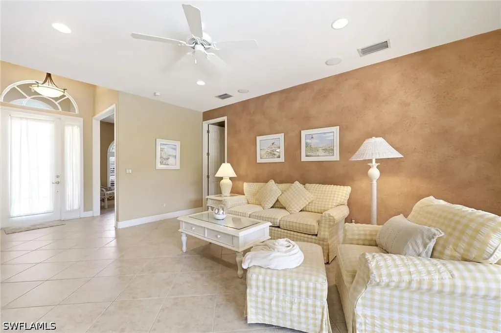 3951 Ruxton Road Naples FL 34116