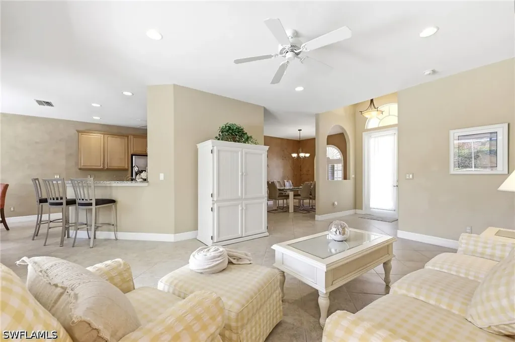 3951 Ruxton Road Naples FL 34116