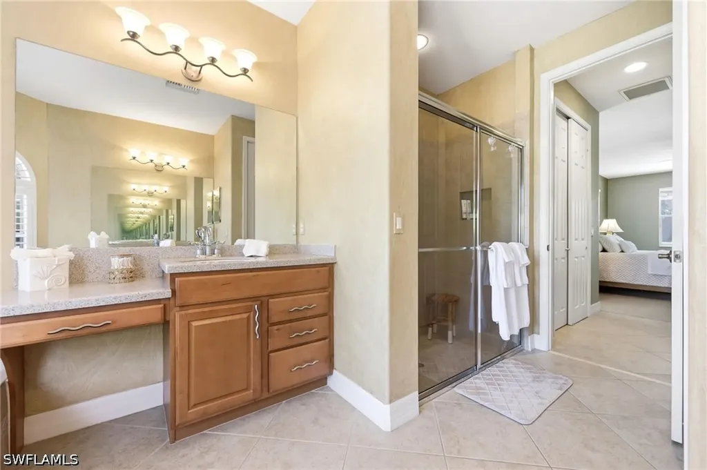 3951 Ruxton Road Naples FL 34116