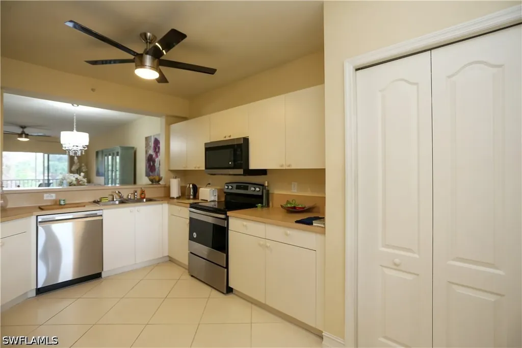 7819 Regal Heron Circle Naples FL 34104