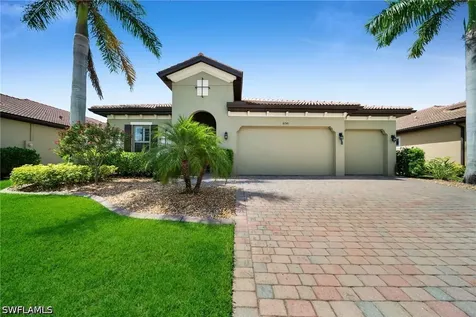 8741 Westwood Oaks Place Fort Myers FL 33908