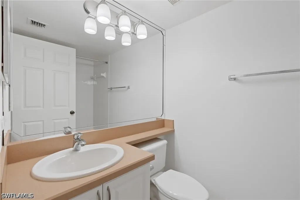 8940 Colonnades Court E Bonita Springs FL 34135
