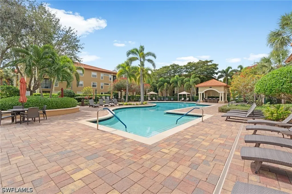 8940 Colonnades Court E Bonita Springs FL 34135