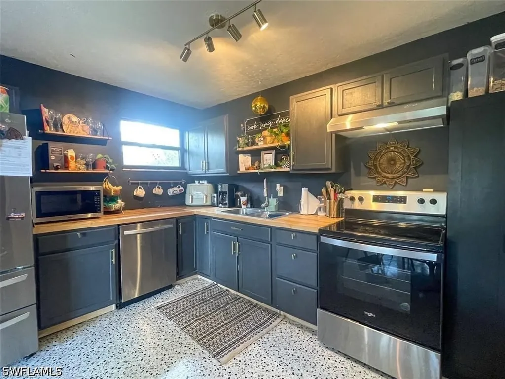 27599 Lime Street Bonita Springs FL 34135