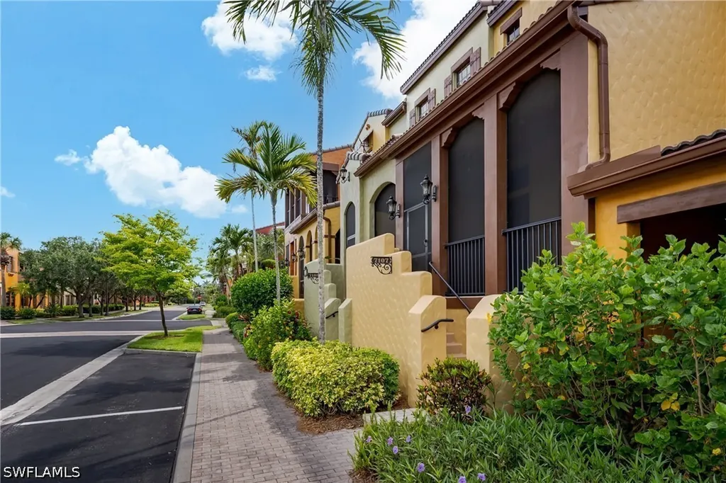 9098 Capistrano Street S Naples FL 34113