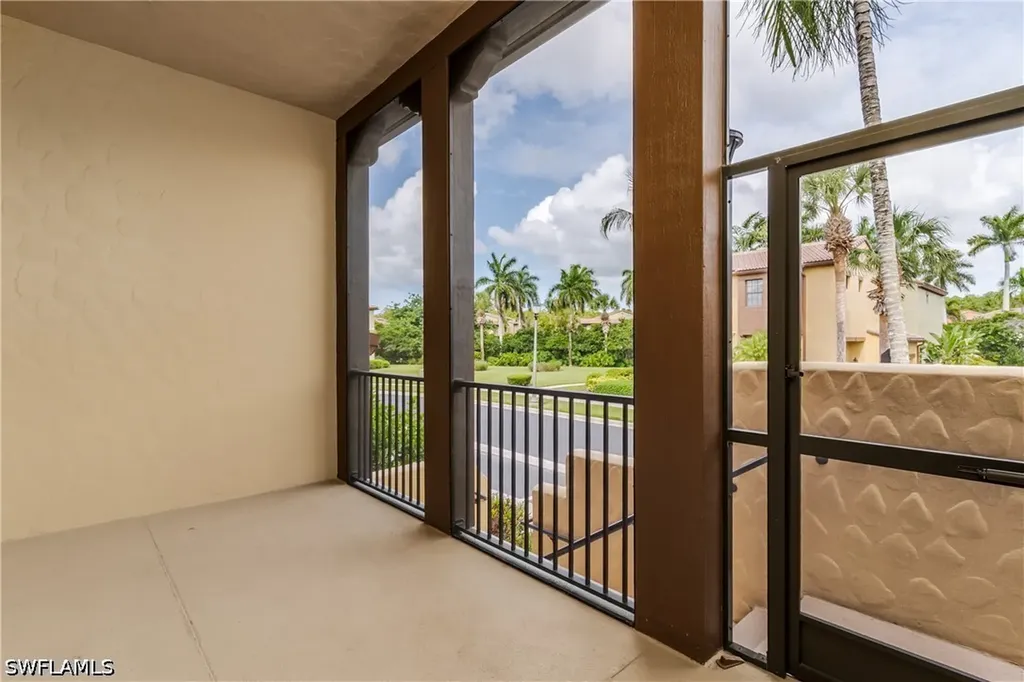 9098 Capistrano Street S Naples FL 34113