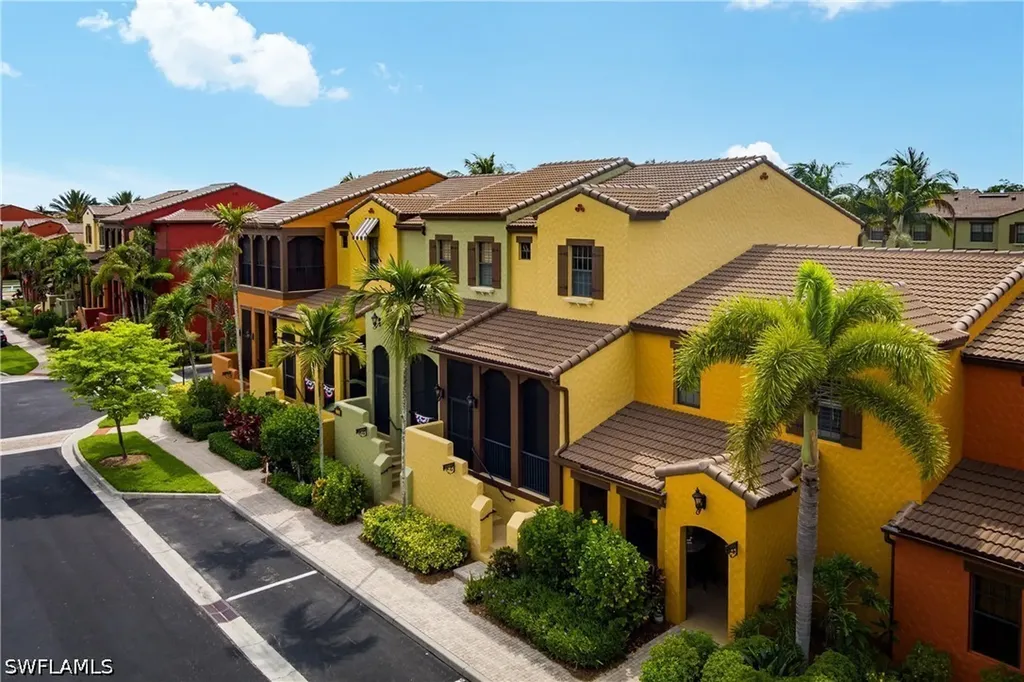9098 Capistrano Street S Naples FL 34113
