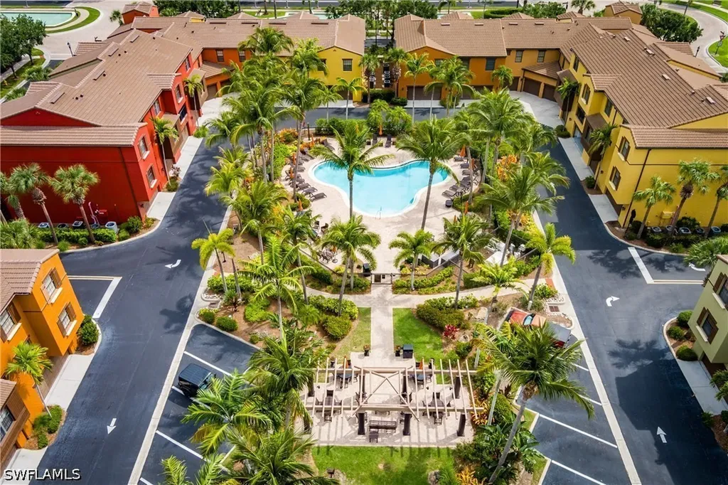 9098 Capistrano Street S Naples FL 34113
