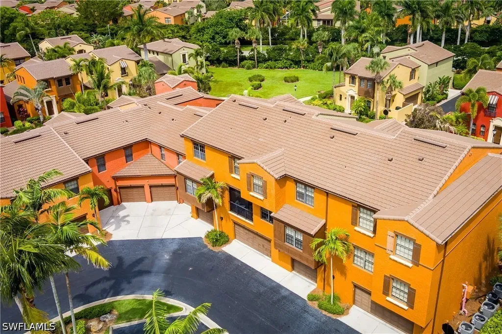 9098 Capistrano Street S Naples FL 34113