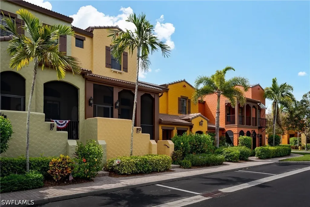 9098 Capistrano Street S Naples FL 34113