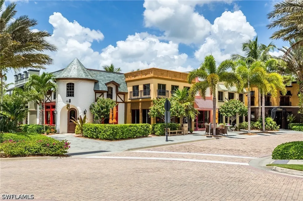 9098 Capistrano Street S Naples FL 34113