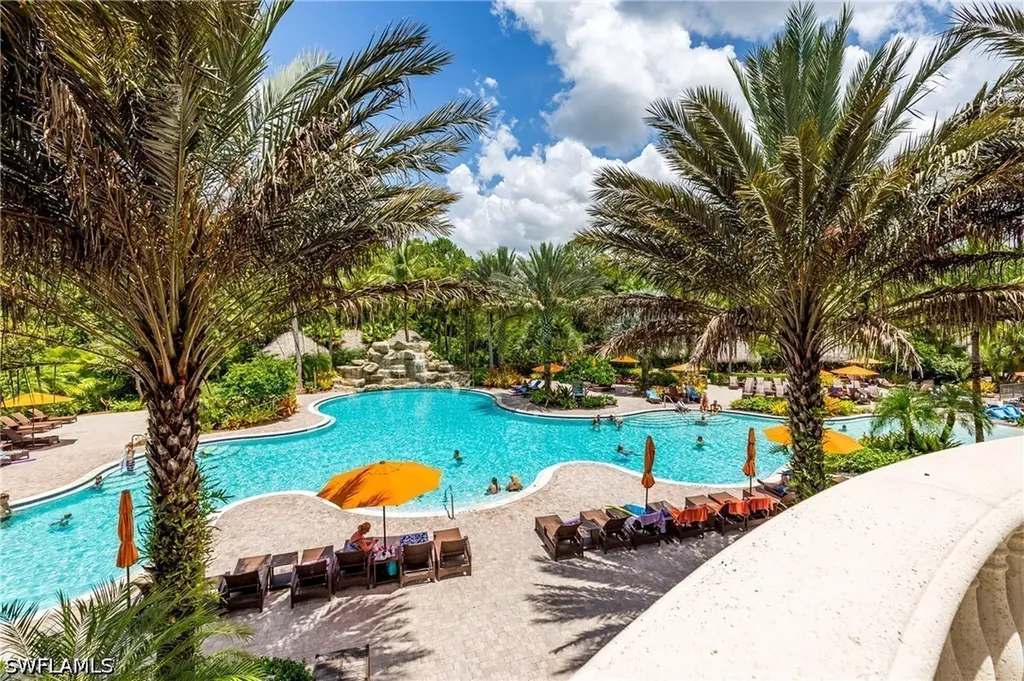 9098 Capistrano Street S Naples FL 34113