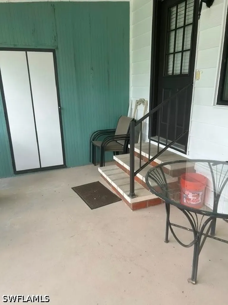 706 Charlemagne Boulevard Naples FL 34112