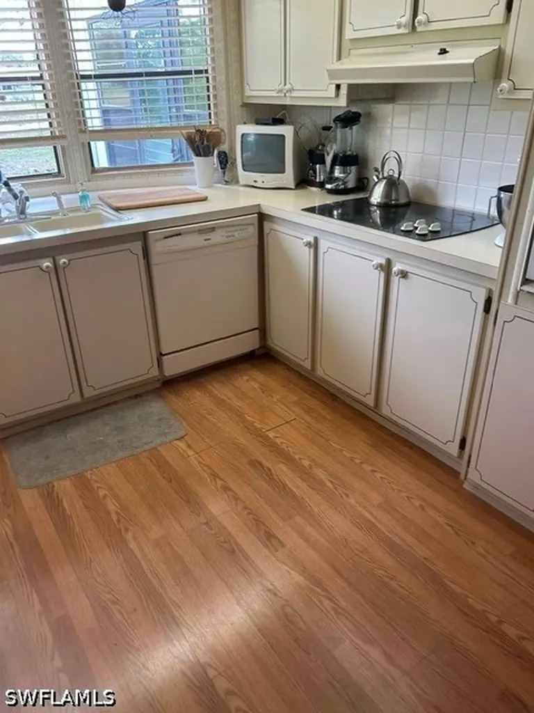 706 Charlemagne Boulevard Naples FL 34112