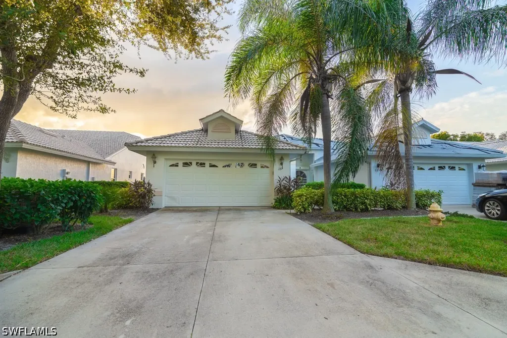 2230 Stacil Circle Naples FL 34109