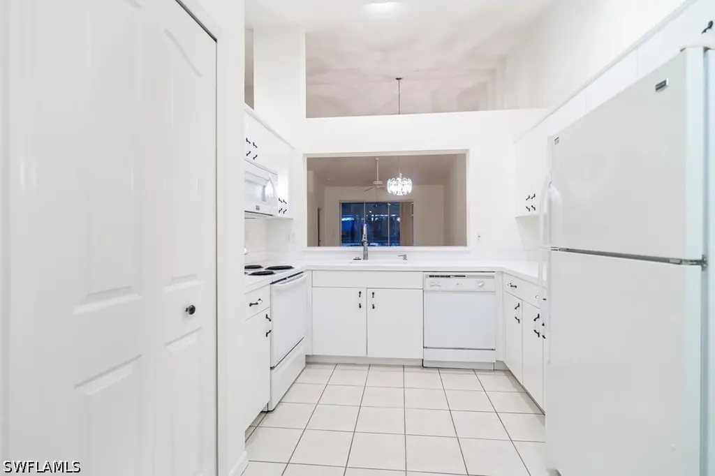 2230 Stacil Circle Naples FL 34109