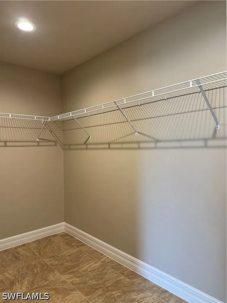 1715 SW 1st Avenue Cape Coral FL 33991