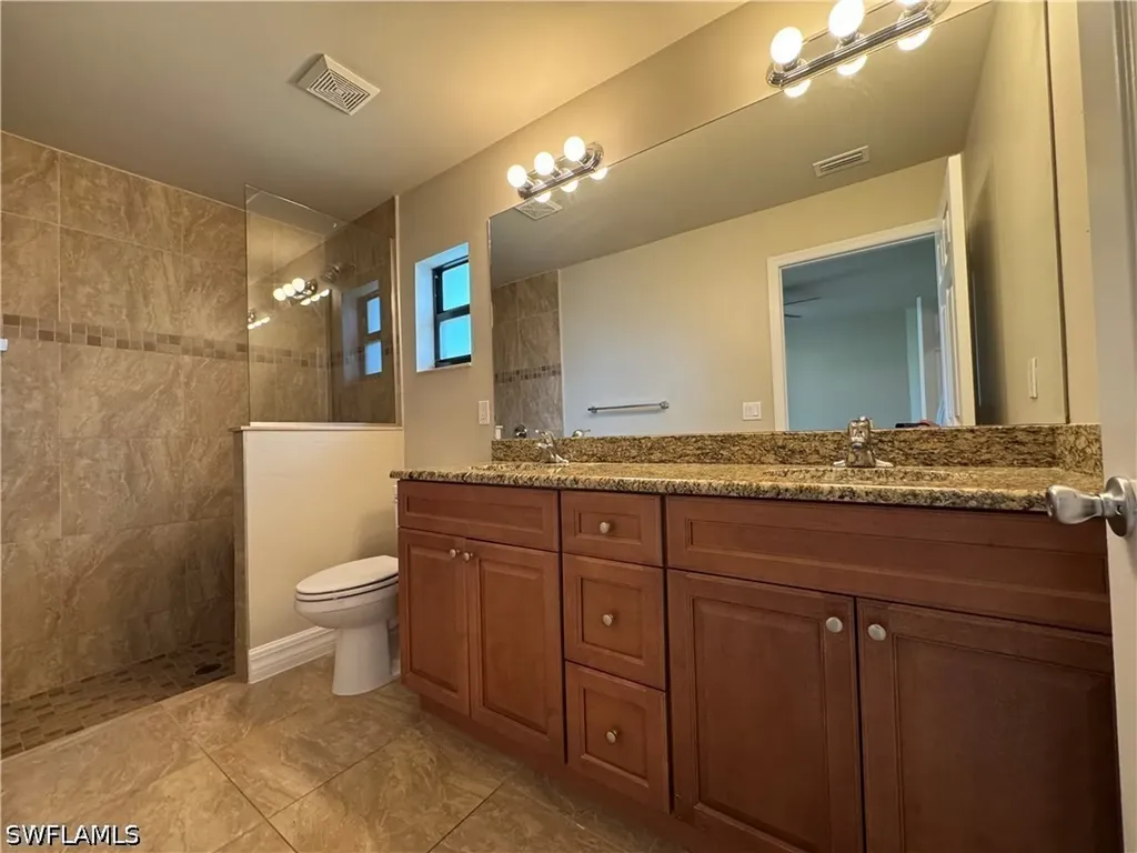 1715 SW 1st Avenue Cape Coral FL 33991