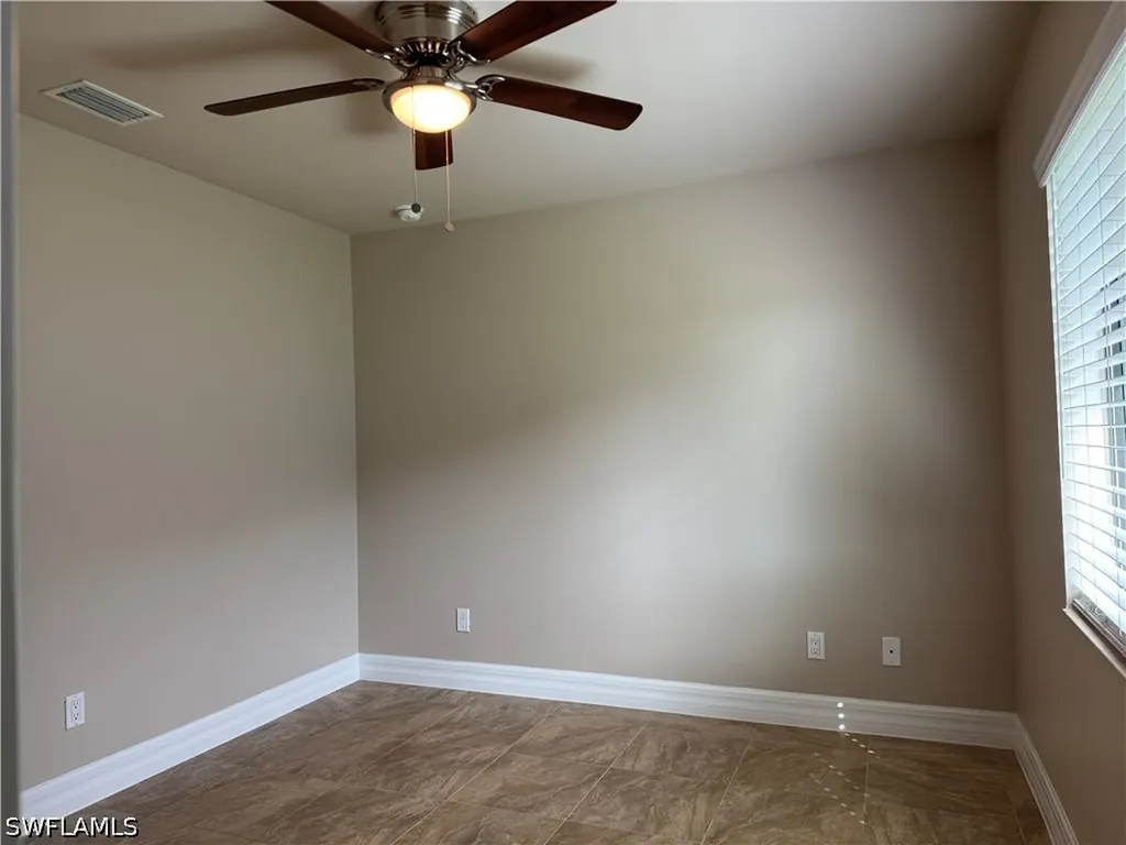 1715 SW 1st Avenue Cape Coral FL 33991