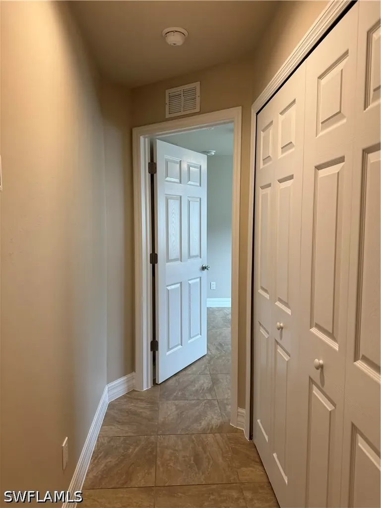 1715 SW 1st Avenue Cape Coral FL 33991