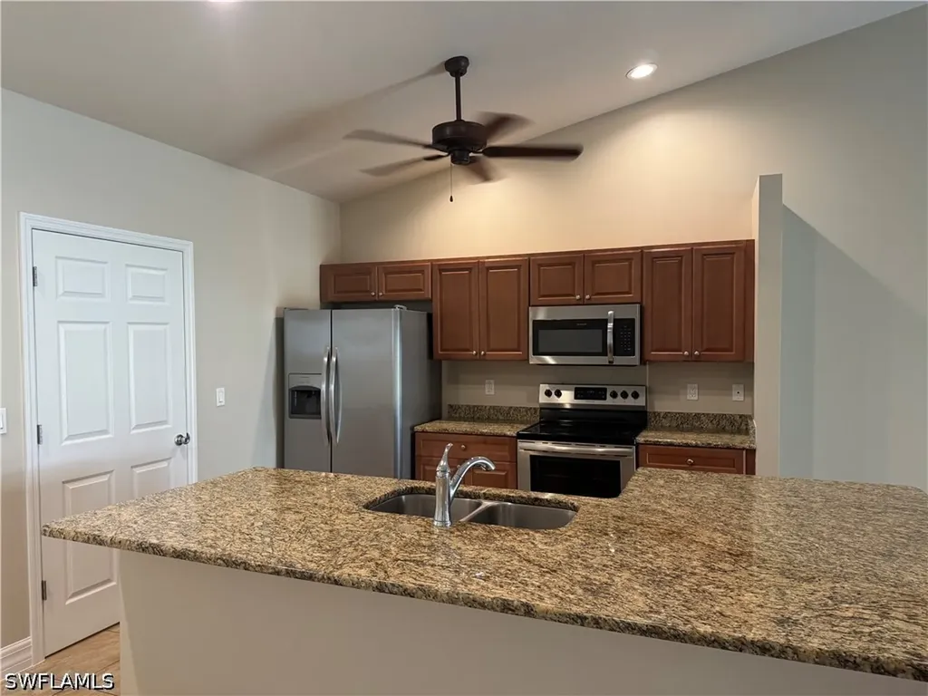 1715 SW 1st Avenue Cape Coral FL 33991