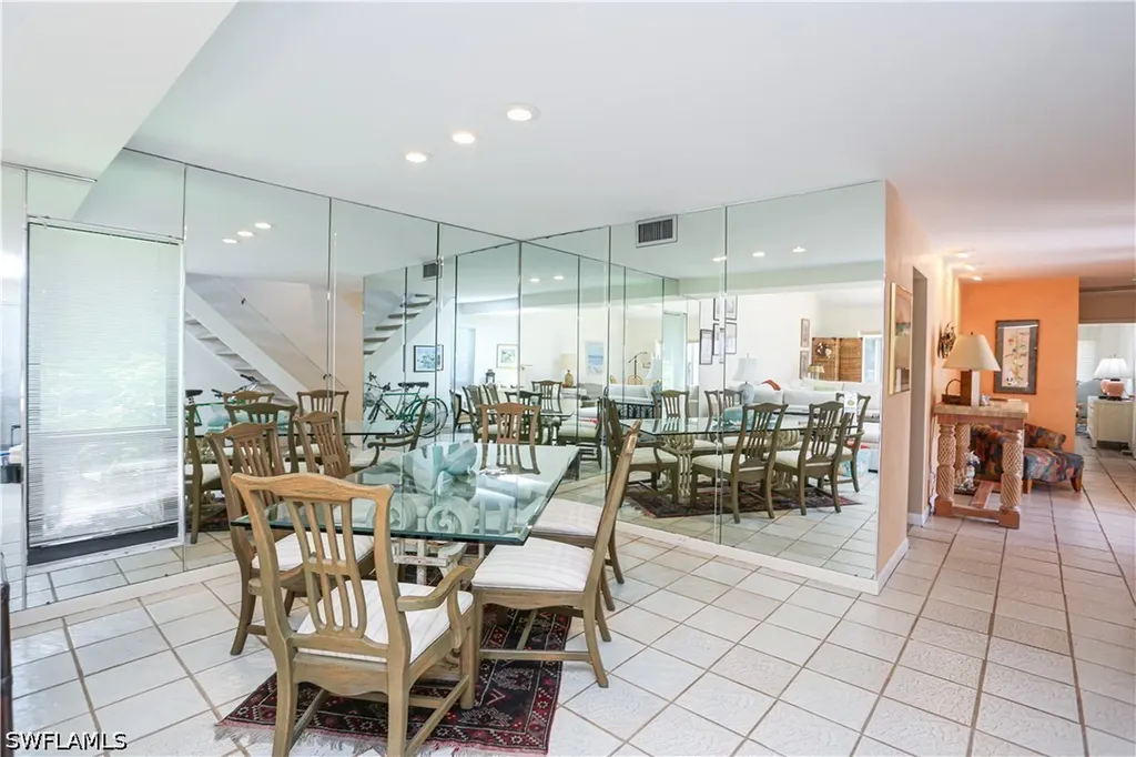 550 3rd Avenue N Naples FL 34102