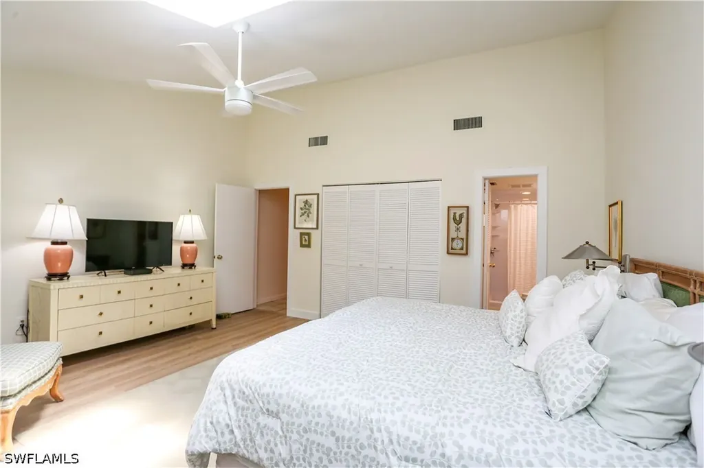 550 3rd Avenue N Naples FL 34102