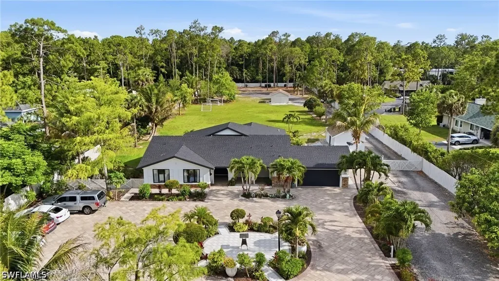 Naples FL, 5930 Sea Grass Lane