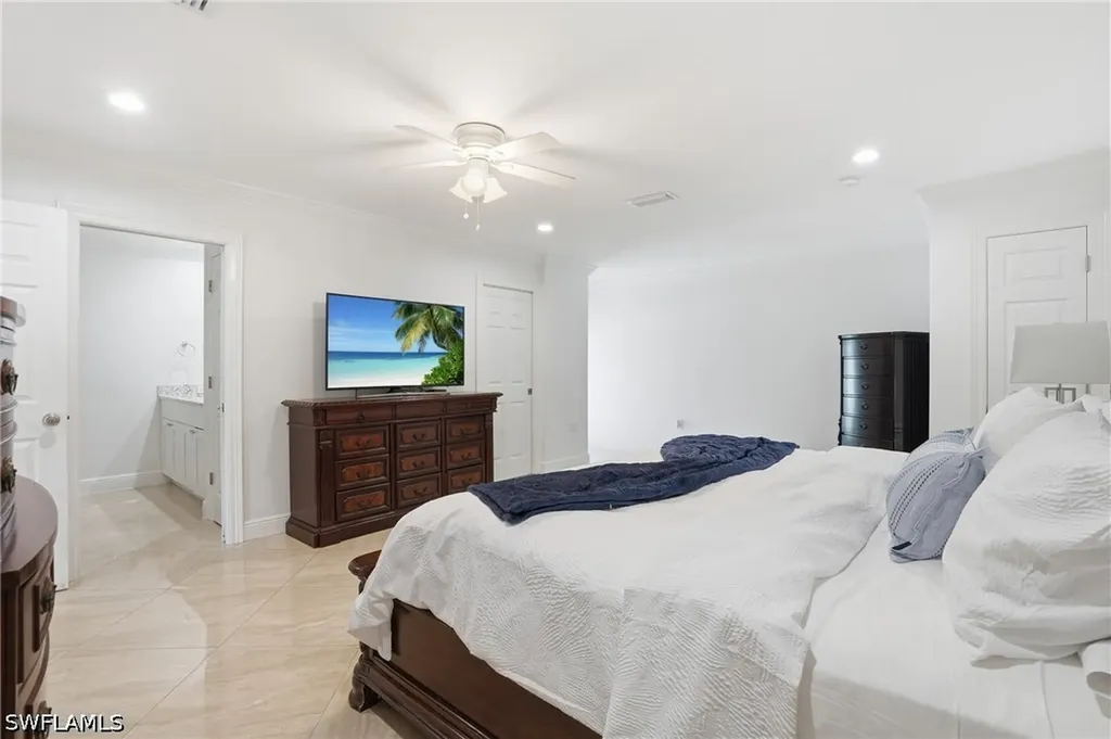 5930 Sea Grass Lane Naples FL 34116