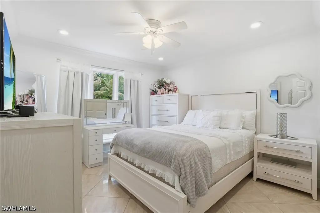 5930 Sea Grass Lane Naples FL 34116