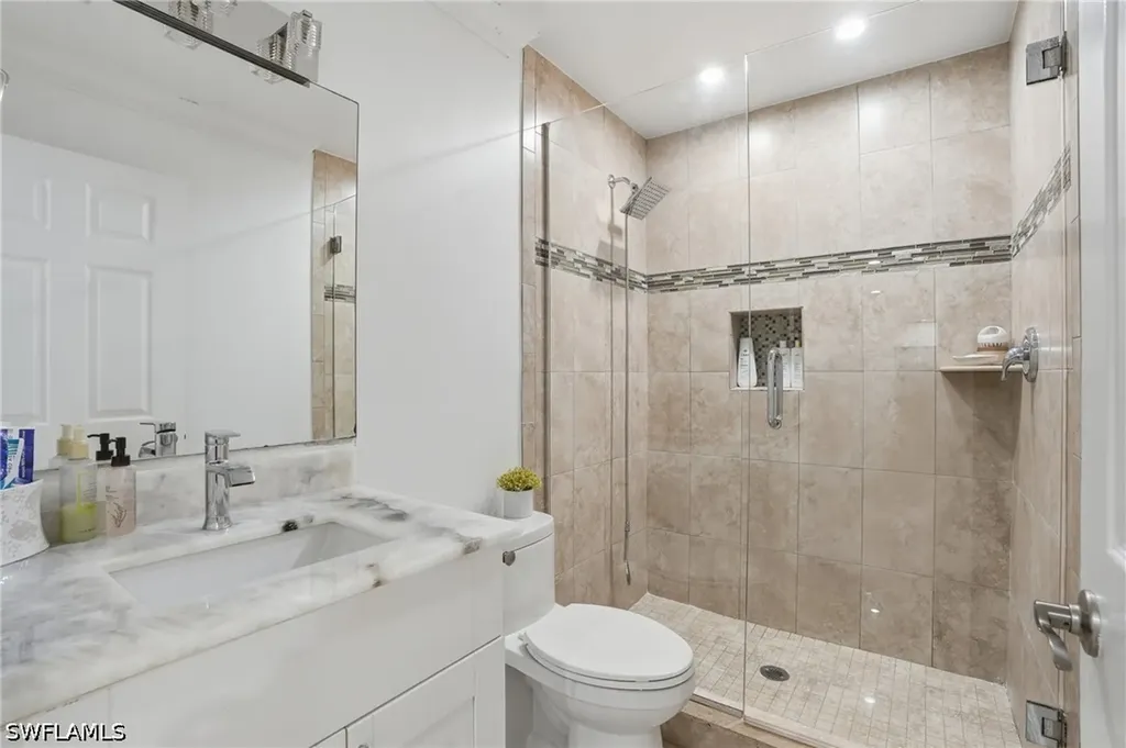 5930 Sea Grass Lane Naples FL 34116