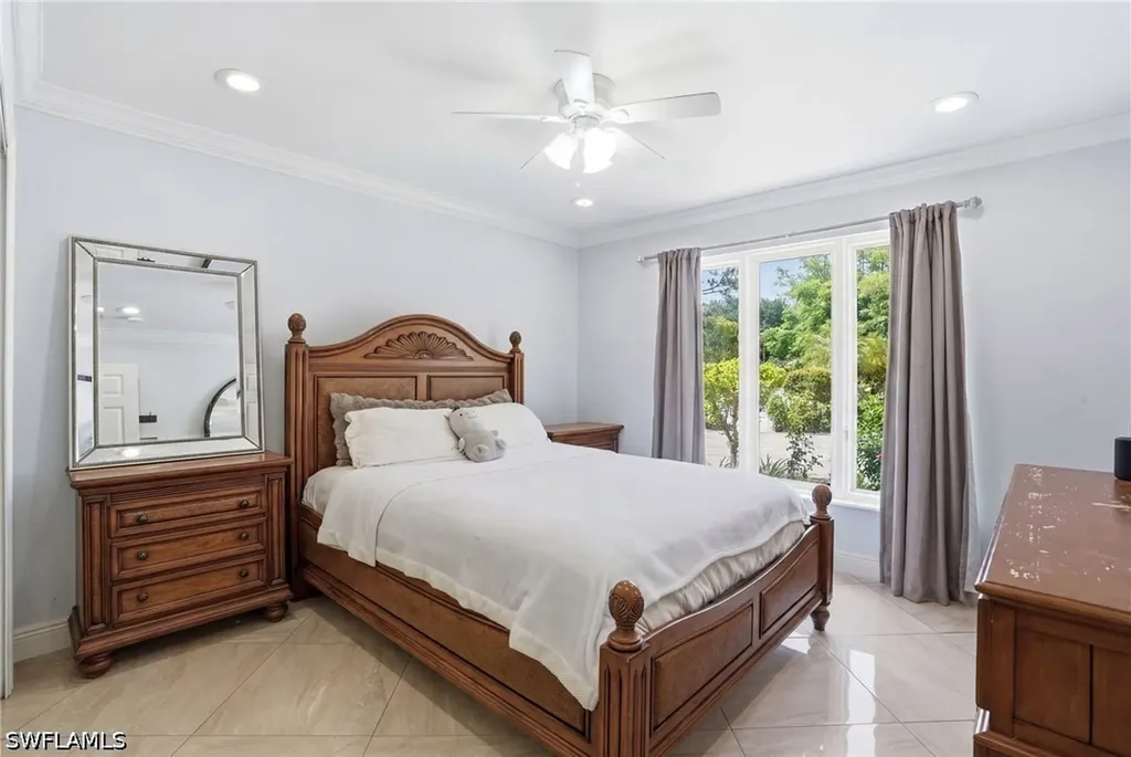 5930 Sea Grass Lane Naples FL 34116