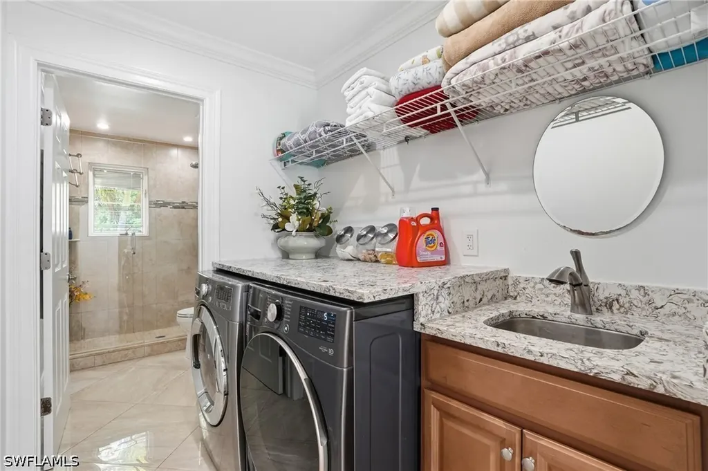 5930 Sea Grass Lane Naples FL 34116