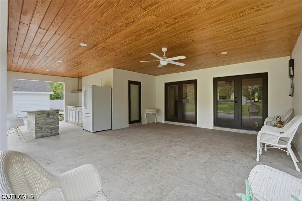 5930 Sea Grass Lane Naples FL 34116