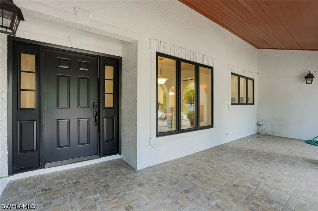 5930 Sea Grass Lane Naples FL 34116