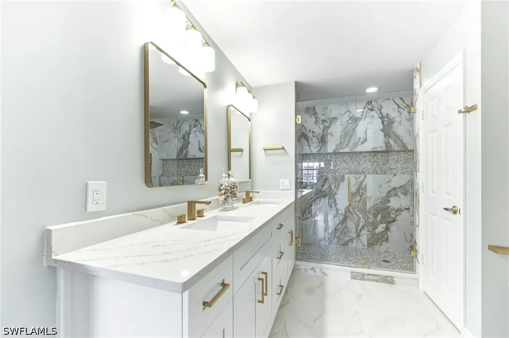 3053 Driftwood Way Naples FL 34109