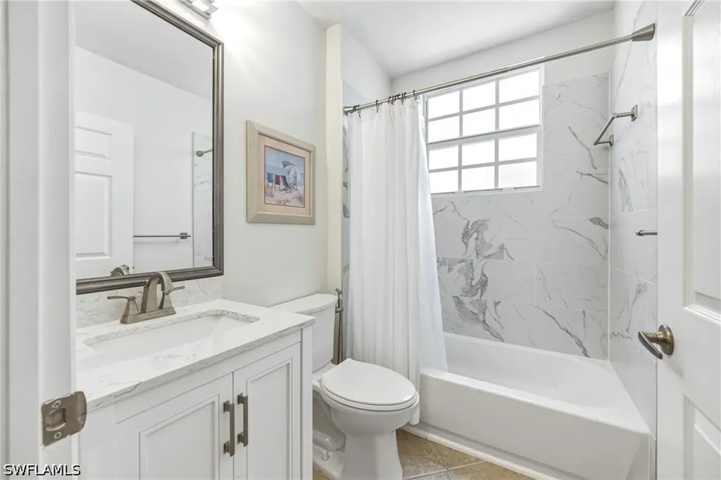 3053 Driftwood Way Naples FL 34109