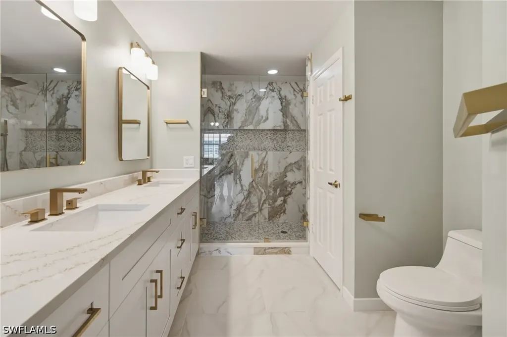 3053 Driftwood Way Naples FL 34109