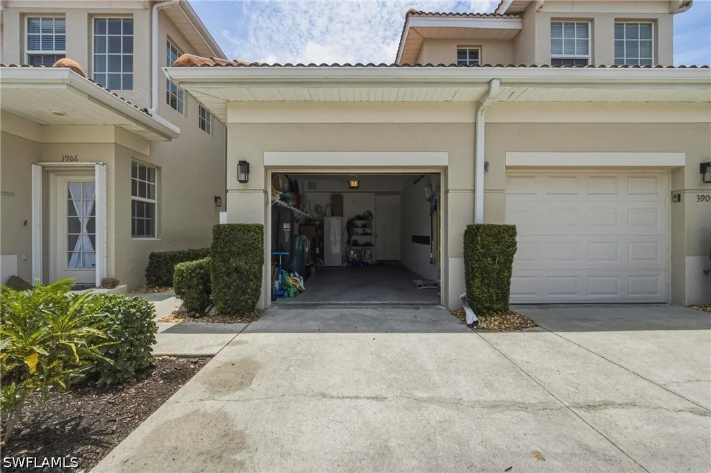 3053 Driftwood Way Naples FL 34109