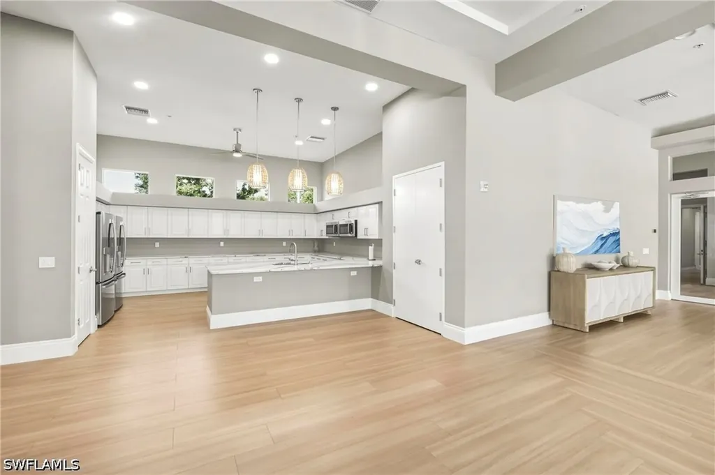 3053 Driftwood Way Naples FL 34109