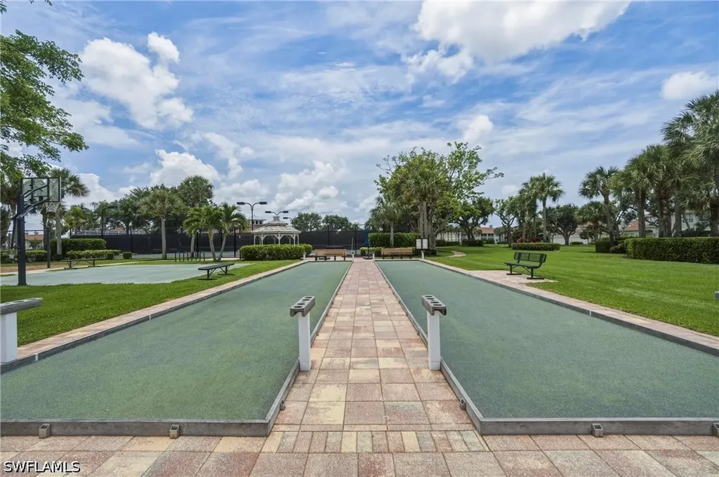 3053 Driftwood Way Naples FL 34109