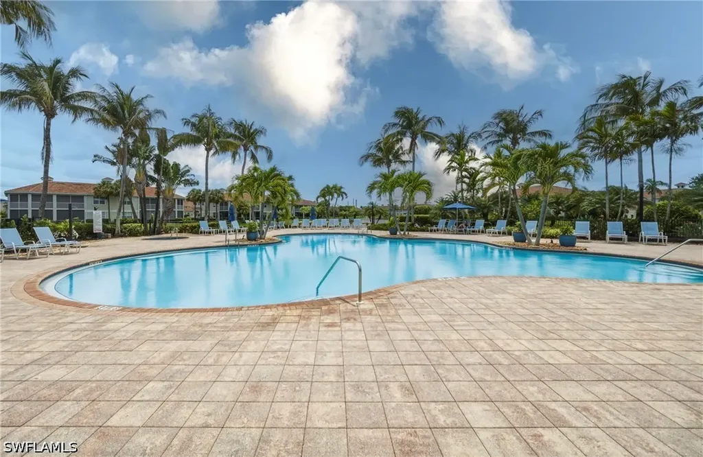 3053 Driftwood Way Naples FL 34109