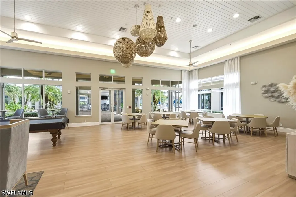 3053 Driftwood Way Naples FL 34109